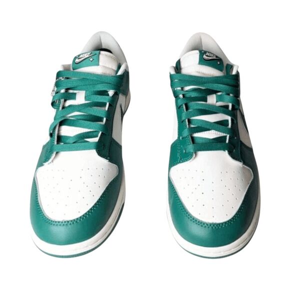 NWD NIKE Dunk Low Retro SE \'Lottery Green\' Sneakers Size 11 main image 4